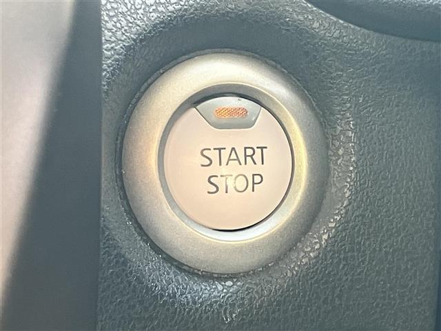 ノート e-パワー メダリスト 純正ナビ/全方位カメラ/デジタルインナーミラー/ドライブレコーダー/ETC/合皮シート/純正アルミホイール/ナイトビジョン/レーンキープアシスト/オートライト/Wエアバッグ/衝突軽減システム(18枚目)