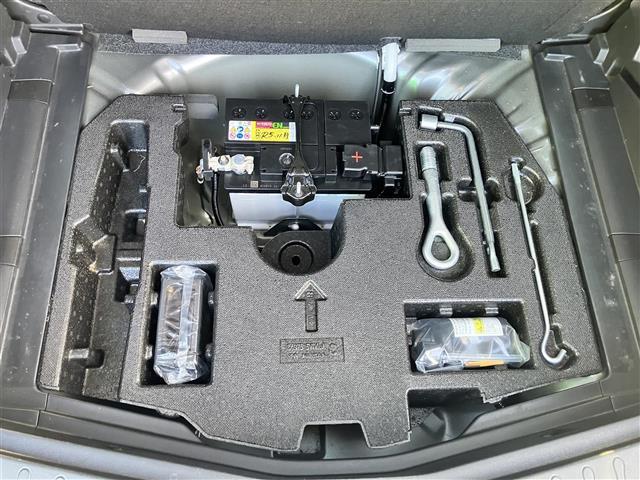 ノート e-パワー メダリスト 純正ナビ/全方位カメラ/デジタルインナーミラー/ドライブレコーダー/ETC/合皮シート/純正アルミホイール/ナイトビジョン/レーンキープアシスト/オートライト/Wエアバッグ/衝突軽減システム(41枚目)