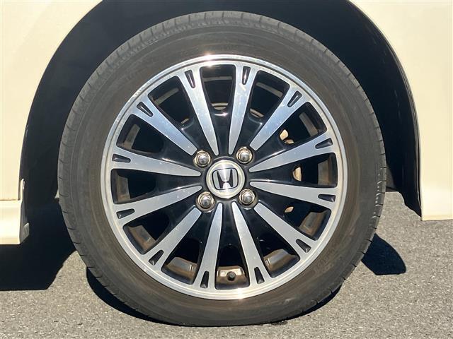 Ｎ－ＢＯＸカスタム Ｇ　ターボＳＳパッケージ　純正ナビ／バックカメラパドルシフト／両側パワースライドドア／アイドリングストップ／クルーズコントロール／スマートキー／スペアキー１本／純正アルミホイール／オートライト／衝突軽減システム／ドアバイザー（10枚目）