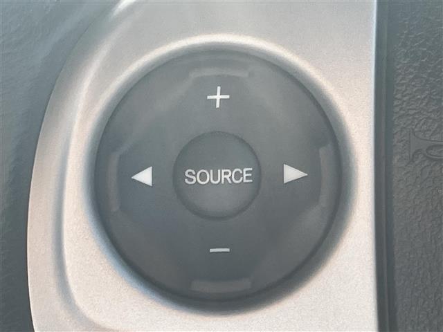 Ｎ－ＢＯＸカスタム Ｇ　ターボＳＳパッケージ　純正ナビ／バックカメラパドルシフト／両側パワースライドドア／アイドリングストップ／クルーズコントロール／スマートキー／スペアキー１本／純正アルミホイール／オートライト／衝突軽減システム／ドアバイザー（13枚目）