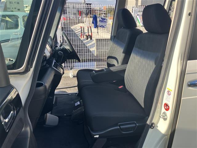 Ｎ－ＢＯＸカスタム Ｇ　ターボＳＳパッケージ　純正ナビ／バックカメラパドルシフト／両側パワースライドドア／アイドリングストップ／クルーズコントロール／スマートキー／スペアキー１本／純正アルミホイール／オートライト／衝突軽減システム／ドアバイザー（33枚目）