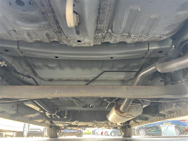 Ｎ－ＢＯＸカスタム Ｇ　ターボＳＳパッケージ　純正ナビ／バックカメラパドルシフト／両側パワースライドドア／アイドリングストップ／クルーズコントロール／スマートキー／スペアキー１本／純正アルミホイール／オートライト／衝突軽減システム／ドアバイザー（42枚目）