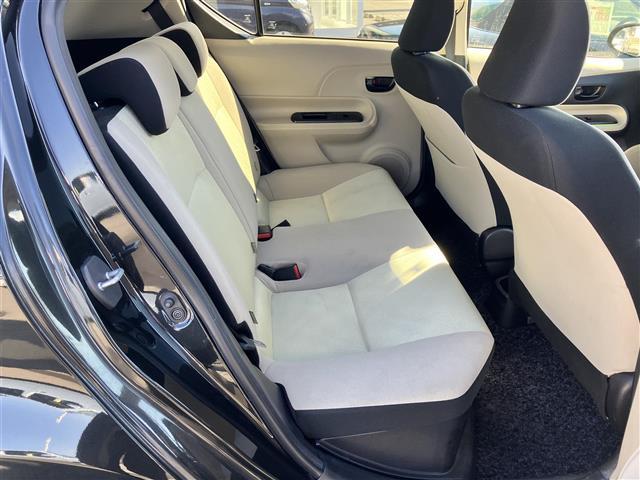 アクア Ｓ　純正ナビ／ＥＴＣ／オートエアコン／オートライト／エンジンスタートボタン／パワーステアリング／パワーウィンドウ／取扱説明書／スマートキー／オートエアコン／純正フロアマット／布シート／Ｗエアバック／ＡＢＳ（35枚目）