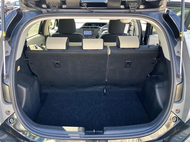 アクア Ｓ　純正ナビ／ＥＴＣ／オートエアコン／オートライト／エンジンスタートボタン／パワーステアリング／パワーウィンドウ／取扱説明書／スマートキー／オートエアコン／純正フロアマット／布シート／Ｗエアバック／ＡＢＳ（37枚目）