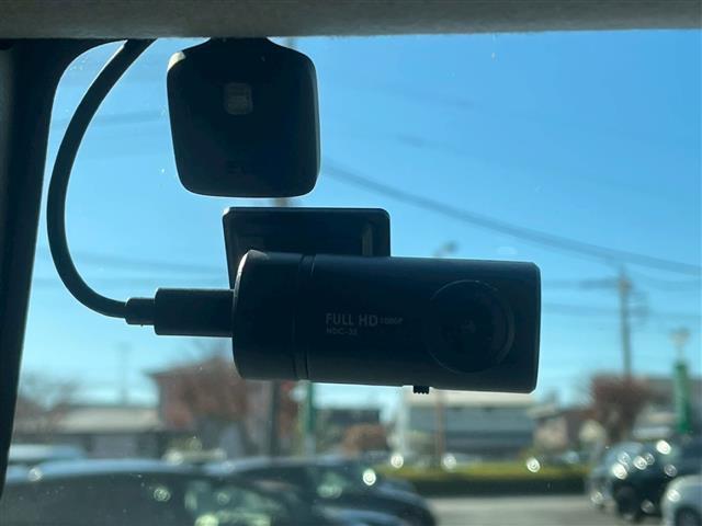 ルーミー カスタムG-T 9インチDA/全方位カメラ/ドライブレコーダー前後/ETC2.0/オートエアコン/レーダークルーズコントロール/シートヒーター/両側パワースライドドア/レーンキープアシスト/コーナーセンサー前後(22枚目)