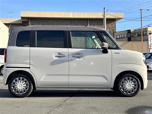 ワゴンＲスマイル ハイブリッドＸ　届出済未使用車／純正９型ナビ／全方位カメラ／保証書／取扱説明書／レーダークルーズコントロール／ＵＳＢ／前席シートヒーター／両側パワースライドドア／コーナーセンサー前後／ヘッドアップディスプレイ／ＬＥＤ（8枚目）