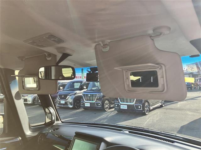 Ｎ－ＢＯＸカスタム Ｇ　ＳＳブラックスタイルパッケージ　純正ナビ／バックカメラ／ドライブレコーダー前後／ＥＴＣ／アイドリングストップ／スマートキー／オートエアコン／スペアキー１本／両側パワースライドドア／純正フロアマット／純正アルミホイール／オートライト（29枚目）