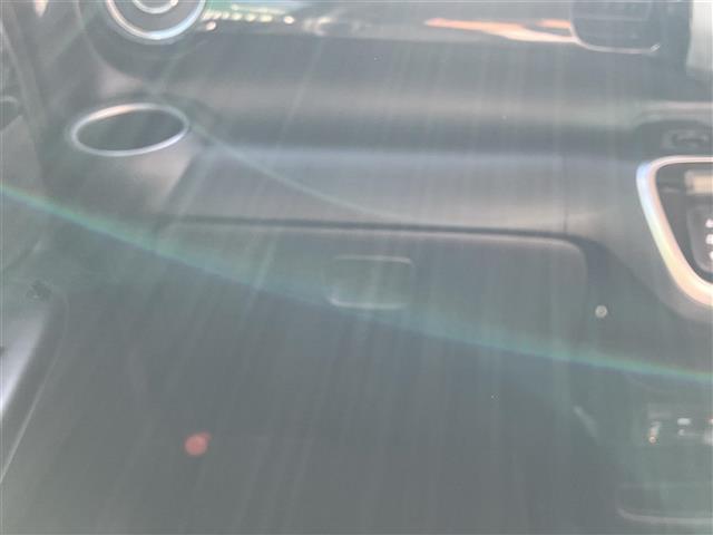 Ｎ－ＢＯＸカスタム Ｇ　ＳＳブラックスタイルパッケージ　純正ナビ／バックカメラ／ドライブレコーダー前後／ＥＴＣ／アイドリングストップ／スマートキー／オートエアコン／スペアキー１本／両側パワースライドドア／純正フロアマット／純正アルミホイール／オートライト（30枚目）