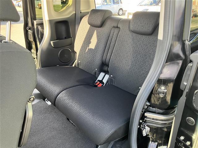 Ｎ－ＢＯＸカスタム Ｇ　ＳＳブラックスタイルパッケージ　純正ナビ／バックカメラ／ドライブレコーダー前後／ＥＴＣ／アイドリングストップ／スマートキー／オートエアコン／スペアキー１本／両側パワースライドドア／純正フロアマット／純正アルミホイール／オートライト（35枚目）