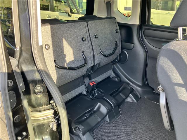 Ｎ－ＢＯＸカスタム Ｇ　ＳＳブラックスタイルパッケージ　純正ナビ／バックカメラ／ドライブレコーダー前後／ＥＴＣ／アイドリングストップ／スマートキー／オートエアコン／スペアキー１本／両側パワースライドドア／純正フロアマット／純正アルミホイール／オートライト（36枚目）