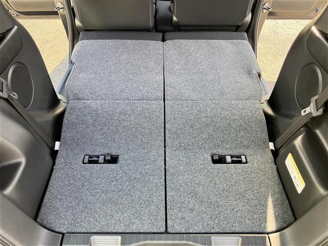 Ｎ－ＢＯＸカスタム Ｇ　ＳＳブラックスタイルパッケージ　純正ナビ／バックカメラ／ドライブレコーダー前後／ＥＴＣ／アイドリングストップ／スマートキー／オートエアコン／スペアキー１本／両側パワースライドドア／純正フロアマット／純正アルミホイール／オートライト（40枚目）