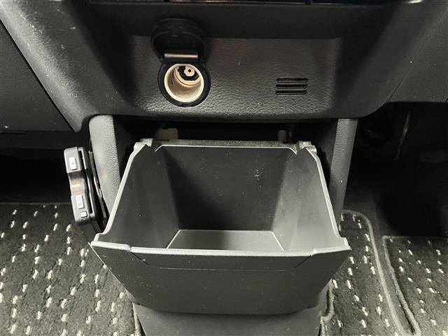 ルークス ハイウェイスター　Ｇターボプロパイロットエディション　純正９型ナビ／全方位カメラ／ドラレコ前後／ＥＴＣ２．０／保証書／記録簿／取扱説明書／タ－ボ／プロパイロット／レ－ダ－クルコン／スペアキ－１本／ＵＳＢ／純正フロアマット／両側パワスラ／コ－ナ－センサ－（25枚目）