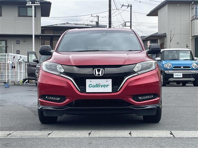 ヴェゼル ハイブリッドＲＳ・ホンダセンシング　純正ナビ／ホンダセンシング／バックカメラ／Ｄ＋Ｎ席シートヒーター／パドルシフト／クルコン／純正アルミホイール／純正フロアマット／レーンキープアシスト／ＥＴＣ／横滑り防止装置／キセノンヘッドライト（4枚目）