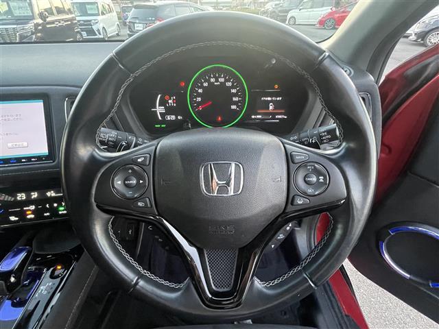 ヴェゼル ハイブリッドＲＳ・ホンダセンシング　純正ナビ／ホンダセンシング／バックカメラ／Ｄ＋Ｎ席シートヒーター／パドルシフト／クルコン／純正アルミホイール／純正フロアマット／レーンキープアシスト／ＥＴＣ／横滑り防止装置／キセノンヘッドライト（11枚目）