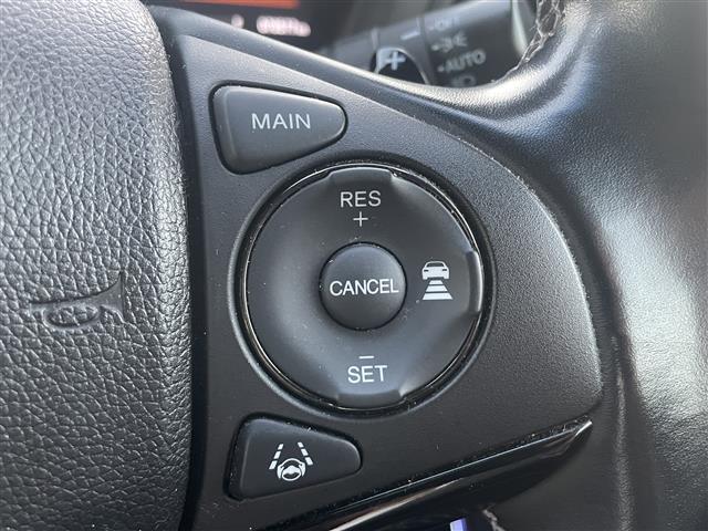 ヴェゼル ハイブリッドＲＳ・ホンダセンシング　純正ナビ／ホンダセンシング／バックカメラ／Ｄ＋Ｎ席シートヒーター／パドルシフト／クルコン／純正アルミホイール／純正フロアマット／レーンキープアシスト／ＥＴＣ／横滑り防止装置／キセノンヘッドライト（14枚目）