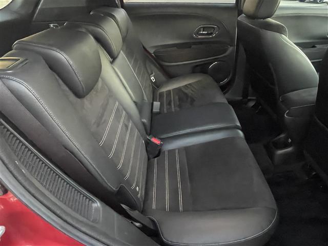 ヴェゼル ハイブリッドＲＳ・ホンダセンシング　純正ナビ／ホンダセンシング／バックカメラ／Ｄ＋Ｎ席シートヒーター／パドルシフト／クルコン／純正アルミホイール／純正フロアマット／レーンキープアシスト／ＥＴＣ／横滑り防止装置／キセノンヘッドライト（38枚目）