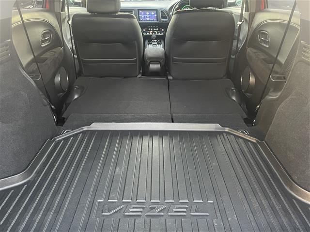 ヴェゼル ハイブリッドＲＳ・ホンダセンシング　純正ナビ／ホンダセンシング／バックカメラ／Ｄ＋Ｎ席シートヒーター／パドルシフト／クルコン／純正アルミホイール／純正フロアマット／レーンキープアシスト／ＥＴＣ／横滑り防止装置／キセノンヘッドライト（41枚目）