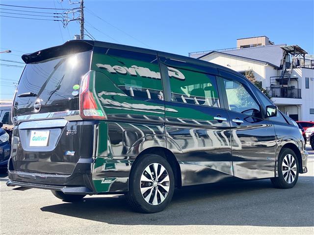 セレナ ハイウェイスター Vセレクション 純正8型ナビ/全方位カメラ/ドラレコ/後席モニター/ETC/パーキングアシスト/クルコン/ウォークスルー/両側パワスラ/純正アルミ/純正フロアマット/コーナーセンサー前後/盗難防止装置/オートライト(5枚目)