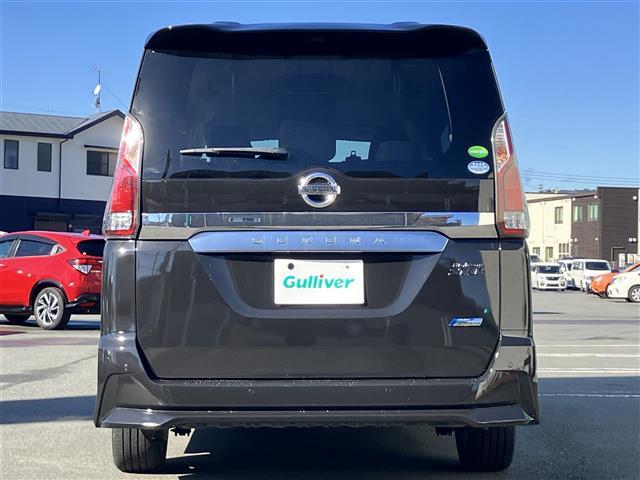 セレナ ハイウェイスター Vセレクション 純正8型ナビ/全方位カメラ/ドラレコ/後席モニター/ETC/パーキングアシスト/クルコン/ウォークスルー/両側パワスラ/純正アルミ/純正フロアマット/コーナーセンサー前後/盗難防止装置/オートライト(7枚目)