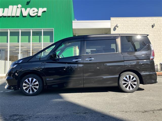 セレナ ハイウェイスター Vセレクション 純正8型ナビ/全方位カメラ/ドラレコ/後席モニター/ETC/パーキングアシスト/クルコン/ウォークスルー/両側パワスラ/純正アルミ/純正フロアマット/コーナーセンサー前後/盗難防止装置/オートライト(9枚目)