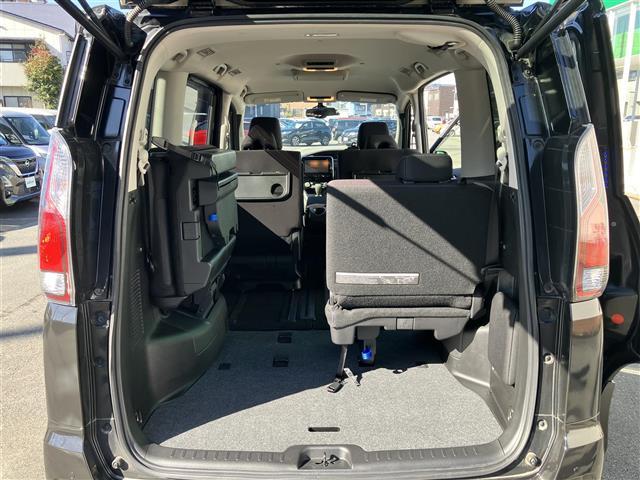 セレナ ハイウェイスター Vセレクション 純正8型ナビ/全方位カメラ/ドラレコ/後席モニター/ETC/パーキングアシスト/クルコン/ウォークスルー/両側パワスラ/純正アルミ/純正フロアマット/コーナーセンサー前後/盗難防止装置/オートライト(40枚目)