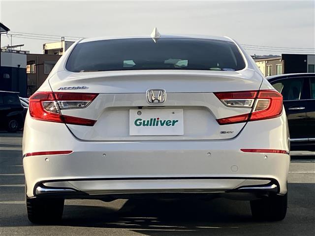 アコード EX 純正8型ナビ/バックカメラ/ETC/全席シートヒーター/パドルシフト/レーダークルコン/USB/サンルーフ/純正フロアマット/パワーシート/レザーシート/ホンダセンシング/純正アルミ車載/BSM(7枚目)