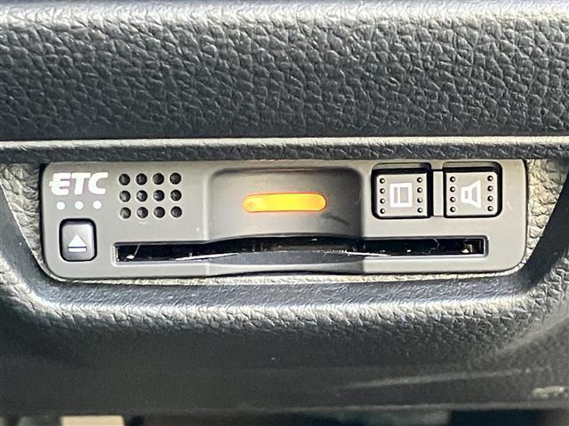 アコード EX 純正8型ナビ/バックカメラ/ETC/全席シートヒーター/パドルシフト/レーダークルコン/USB/サンルーフ/純正フロアマット/パワーシート/レザーシート/ホンダセンシング/純正アルミ車載/BSM(19枚目)