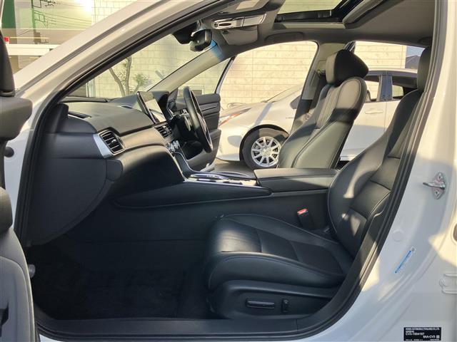 アコード EX 純正8型ナビ/バックカメラ/ETC/全席シートヒーター/パドルシフト/レーダークルコン/USB/サンルーフ/純正フロアマット/パワーシート/レザーシート/ホンダセンシング/純正アルミ車載/BSM(34枚目)