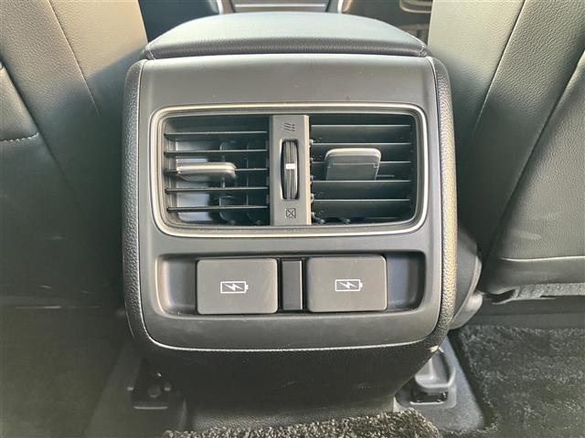 アコード EX 純正8型ナビ/バックカメラ/ETC/全席シートヒーター/パドルシフト/レーダークルコン/USB/サンルーフ/純正フロアマット/パワーシート/レザーシート/ホンダセンシング/純正アルミ車載/BSM(37枚目)