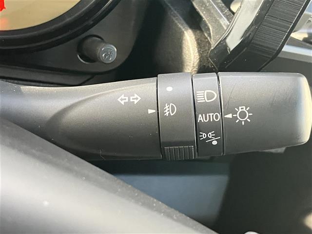 ジムニー ＸＣ　社外ＤＡ／ターボ／ＥＴＣ／前席シートヒーター／４ＷＤ／スマートキー／スペアキー１本／クルコン／ＥＴＣ／純正フロアマット／背面タイヤ／センターデフロック／レーンキープアシスト／ダウンヒルアシスト／ＬＥＤ（16枚目）