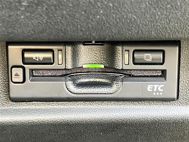 ジムニー ＸＣ　社外ＤＡ／ターボ／ＥＴＣ／前席シートヒーター／４ＷＤ／スマートキー／スペアキー１本／クルコン／ＥＴＣ／純正フロアマット／背面タイヤ／センターデフロック／レーンキープアシスト／ダウンヒルアシスト／ＬＥＤ（19枚目）