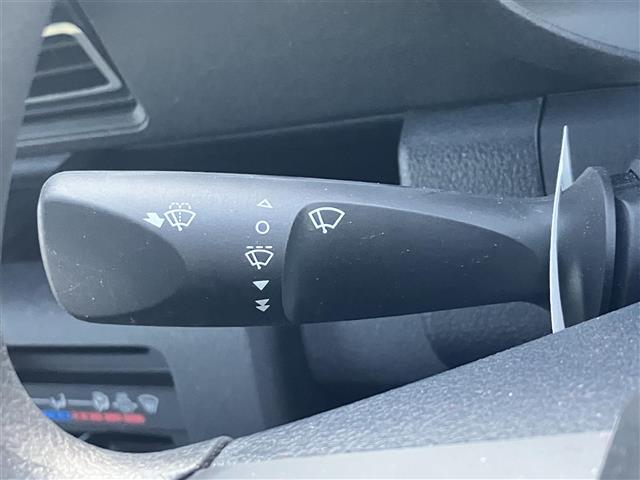 ハイゼットトラック ジャンボ エクストラ 4WD/ドライブレコーダー前後/アイドリングストップ/スマートキー/スペアキー1本/マニュアルエアコン/ディスプレイオーディオ/布シート/デジタルインナーミラー/オートライト/Wエアバッグ(16枚目)