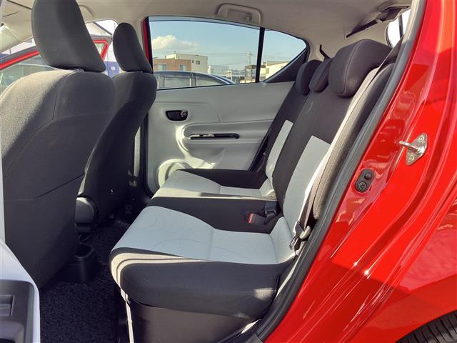 アクア S 純正ナビ/ETC/ドラレコ前後/オートライト/プッシュスタート/取扱説明書/アイドリングストップ/オートエアコン/スマートキー/スペアキー1本/純正フロアマット/wエアバッグ/横滑り防止装置/ハロゲン(36枚目)