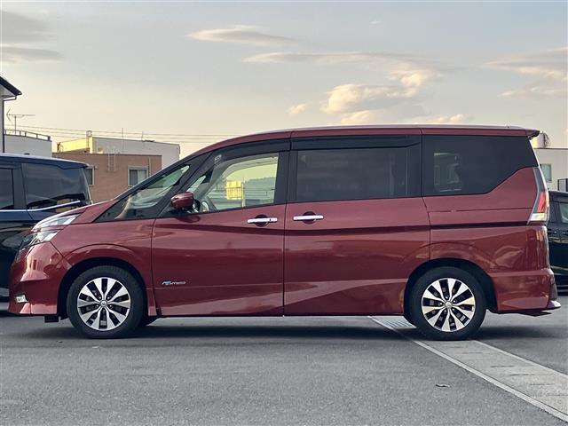 セレナ ハイウェイスター プロパイロット/純正ナビ/全方位カメラ/後席モニター/パーキングアシスト/USB/ドラレコ前後/ETC/純正フロアマット/両側パワスラ/純正アルミ/デジタルインナーミラー/コーナーセンサー前後/LED(9枚目)