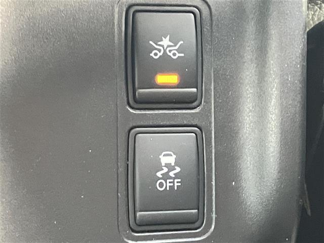 セレナ ハイウェイスター プロパイロット/純正ナビ/全方位カメラ/後席モニター/パーキングアシスト/USB/ドラレコ前後/ETC/純正フロアマット/両側パワスラ/純正アルミ/デジタルインナーミラー/コーナーセンサー前後/LED(17枚目)