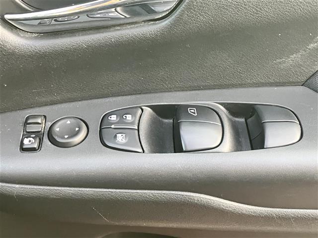 セレナ ハイウェイスター プロパイロット/純正ナビ/全方位カメラ/後席モニター/パーキングアシスト/USB/ドラレコ前後/ETC/純正フロアマット/両側パワスラ/純正アルミ/デジタルインナーミラー/コーナーセンサー前後/LED(20枚目)