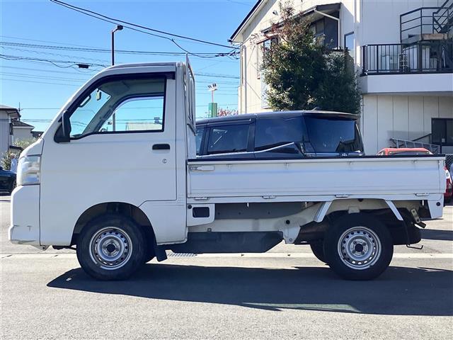 ハイゼットトラック エアコン・パワステ スペシャル マニュアルエアコン/パワーステアリング/純正フロアマット/ハロゲンヘッドライト(8枚目)