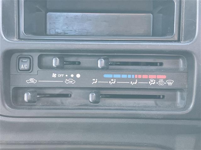 ハイゼットトラック エアコン・パワステ スペシャル マニュアルエアコン/パワーステアリング/純正フロアマット/ハロゲンヘッドライト(26枚目)