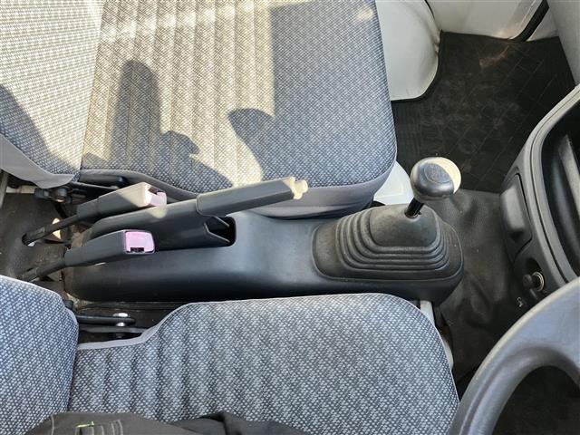 ハイゼットトラック エアコン・パワステ スペシャル マニュアルエアコン/パワーステアリング/純正フロアマット/ハロゲンヘッドライト(31枚目)