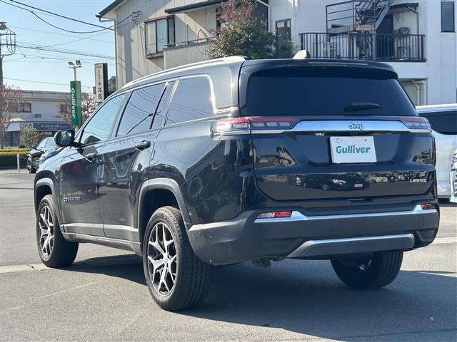 ジープ・コマンダー リミテッド 純正ナビ(Bluetooth、AppleCarPlay)/全方位カメラ/ETC/4WD/ターボ/スペアキー/ワイヤレス充電/サンルーフ/電動リアゲート/ステアリングヒーター/D+N席シートヒーター(7枚目)
