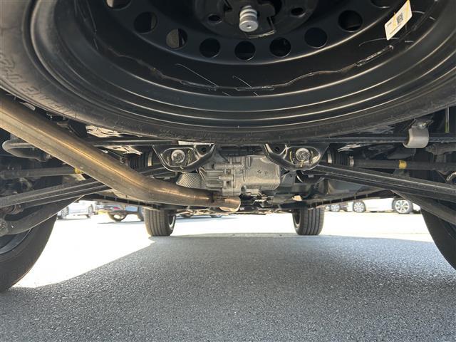 ジープ・コマンダー リミテッド 純正ナビ(Bluetooth、AppleCarPlay)/全方位カメラ/ETC/4WD/ターボ/スペアキー/ワイヤレス充電/サンルーフ/電動リアゲート/ステアリングヒーター/D+N席シートヒーター(43枚目)