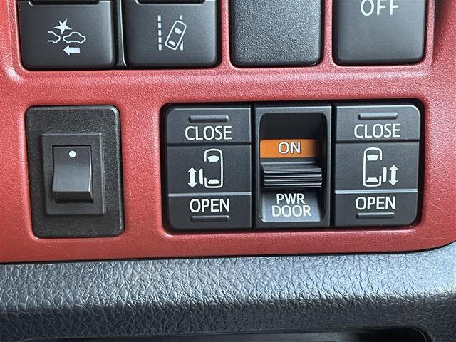 ヴォクシー ハイブリッドZS 純正10型ナビ/純正12.1型後席モニター/Bカメラ/クルコン/Wオートエアコン/スペアキー1本/ETC/USB/HDMI/ドラレコ前後/純正フロアマット/両側パワスラ/前席シートヒーター/LED(16枚目)