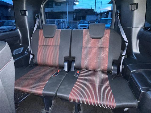 ヴォクシー ハイブリッドZS 純正10型ナビ/純正12.1型後席モニター/Bカメラ/クルコン/Wオートエアコン/スペアキー1本/ETC/USB/HDMI/ドラレコ前後/純正フロアマット/両側パワスラ/前席シートヒーター/LED(36枚目)