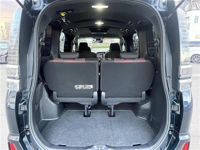 ヴォクシー ハイブリッドZS 純正10型ナビ/純正12.1型後席モニター/Bカメラ/クルコン/Wオートエアコン/スペアキー1本/ETC/USB/HDMI/ドラレコ前後/純正フロアマット/両側パワスラ/前席シートヒーター/LED(37枚目)