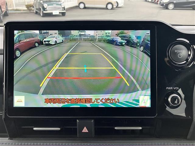 ヴォクシー ハイブリッドＳ－Ｚ　純正１０．５型ナビ／純正１３．２型後席モニター／Ｂカメラ／保証書／記録簿／取扱説明書／１００Ｖ充電／レーダークルコン／ＥＴＣ２．０／ＵＳＢ／両側パワスラ／シートヒーター／ＨＤＭＩ／レーンキープアシスト（22枚目）