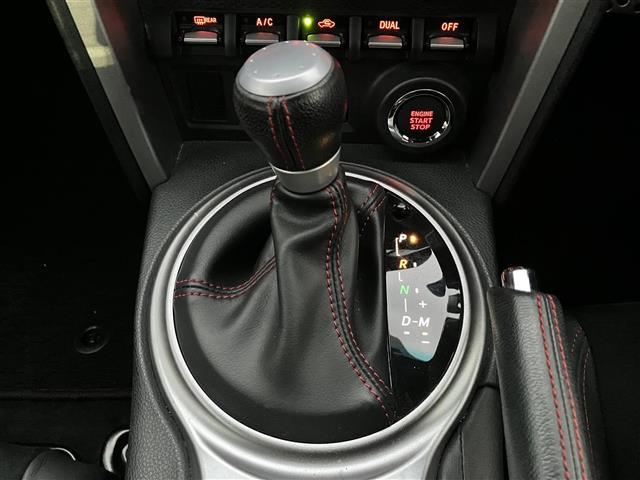 ８６ ＧＴリミテッド　ＳＤナビ／前席シートヒーター／ドラレコ／ＥＴＣ／保証書／記録簿／取扱説明書／パドルシフト／スマートキー／スペアキー１本／ハーフレザーシート／純正アルミホイール／オートライト／Ｗ＋サイドエアバッグ（22枚目）