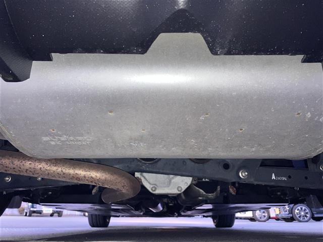 ８６ ＧＴリミテッド　ＳＤナビ／前席シートヒーター／ドラレコ／ＥＴＣ／保証書／記録簿／取扱説明書／パドルシフト／スマートキー／スペアキー１本／ハーフレザーシート／純正アルミホイール／オートライト／Ｗ＋サイドエアバッグ（42枚目）