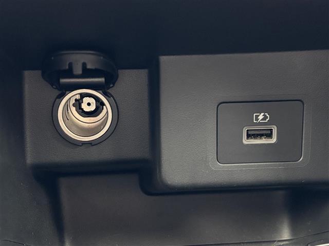 キックス オーテック　純正９型ナビ／全方位カメラ／プロパイロット／ＥＴＣ／ドラレコ／ＵＳＢ／純正フロアマット／純正アルミホイール／ステアリングヒーター／デジタルインナーミラー／コーナーセンサー前後／オートライト／衝突軽減（37枚目）