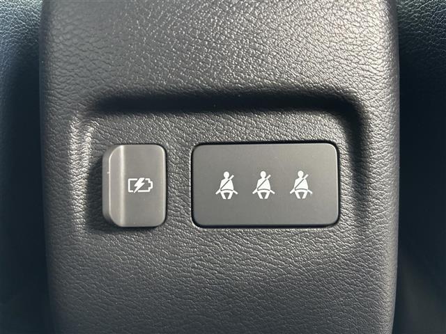 キックス オーテック　純正９型ナビ／全方位カメラ／プロパイロット／ＥＴＣ／ドラレコ／ＵＳＢ／純正フロアマット／純正アルミホイール／ステアリングヒーター／デジタルインナーミラー／コーナーセンサー前後／オートライト／衝突軽減（38枚目）