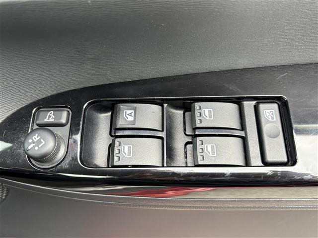 タント カスタムＲＳ　ＳＡ　ＳＤナビ／ターボ／ドラレコ前後／ターボ／ＥＴＣ／両側パワスラ／純正アルミホイール／盗難防止装置／オートライト／ＬＥＤヘッドライト／Ｗエアバッグ／衝突軽減システム／横滑り防止装置／地図ＳＤ無し（20枚目）